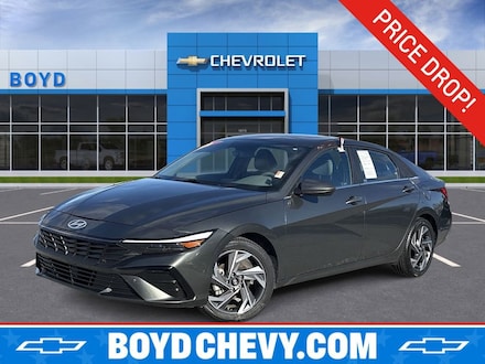 2025 Hyundai Elantra SEL Convenience Sedan