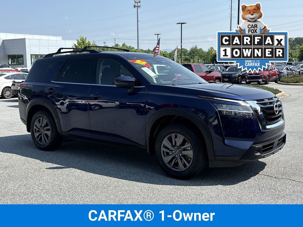 Used 2022 Nissan Pathfinder SV with VIN 5N1DR3BAXNC236073 for sale in Hendersonville, NC