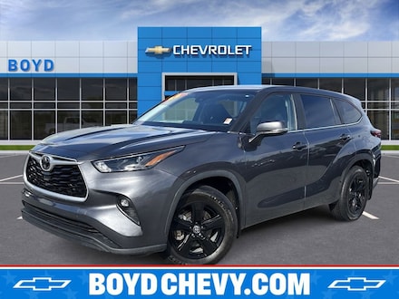 2023 Toyota Highlander LE SUV