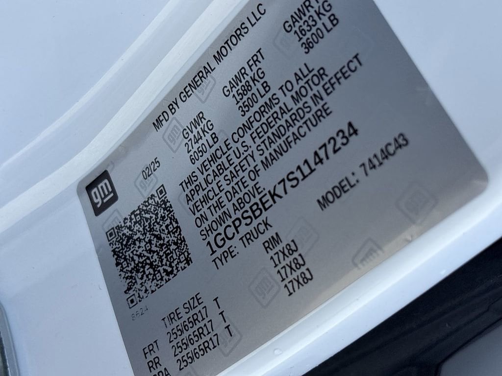 2025 Chevrolet Colorado Work Truck - Photo 34