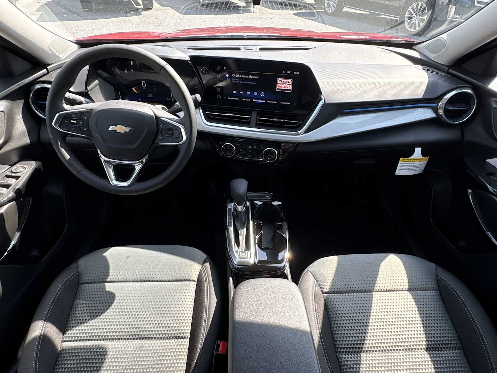 2026 Chevrolet Trax LT - Photo 18