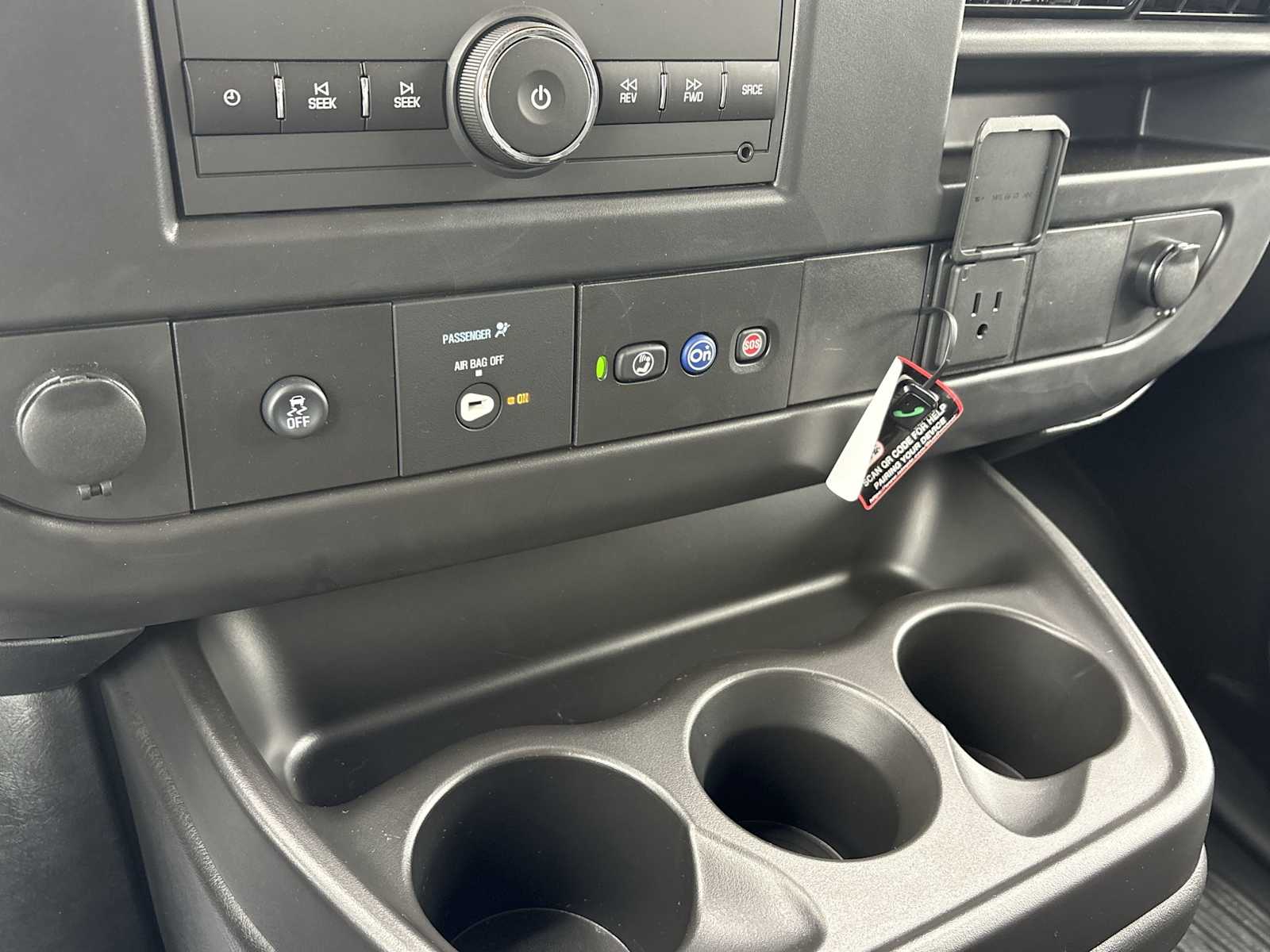 2025 Chevrolet Express Cargo Work Van - Photo 16