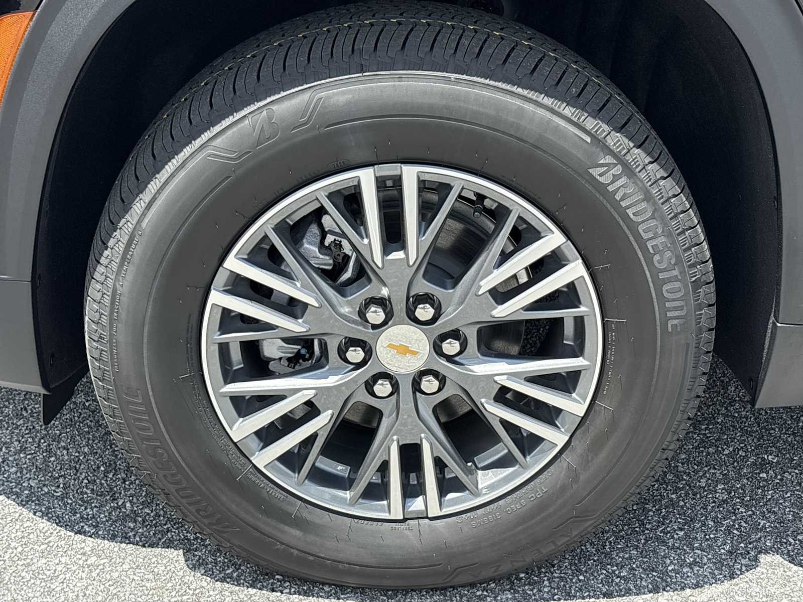 2026 Chevrolet Traverse LT - Photo 32