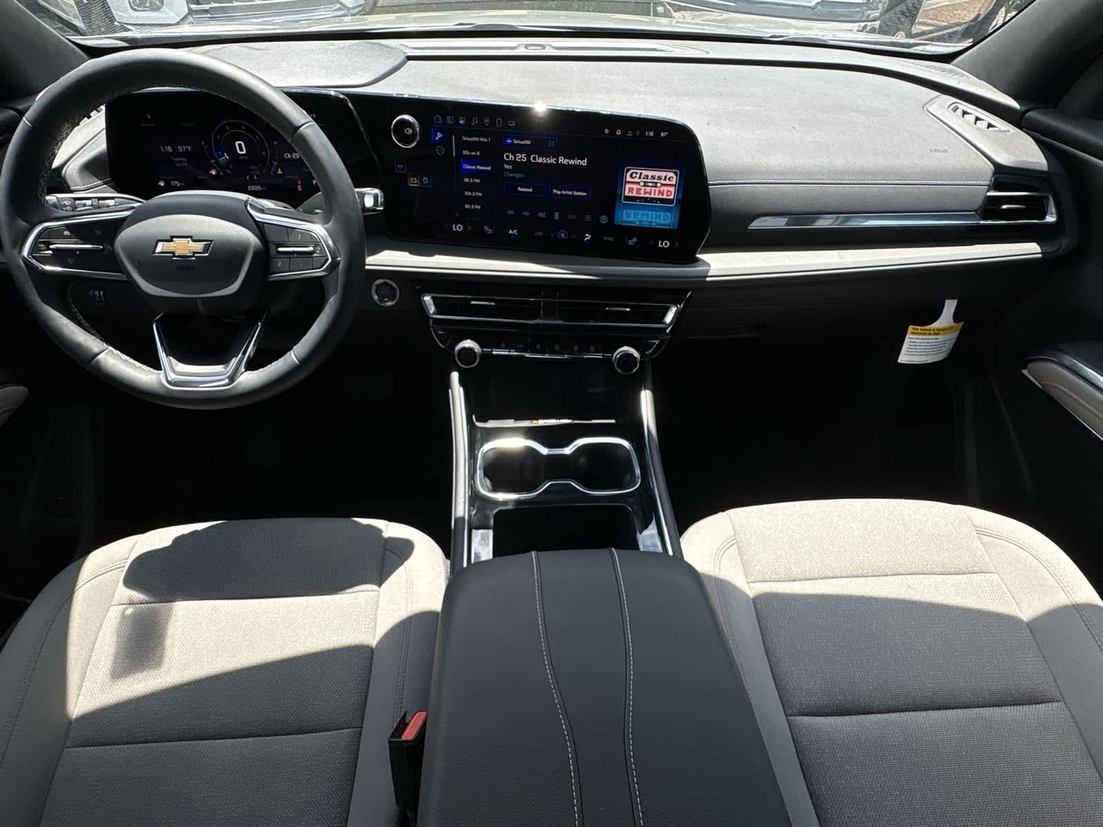 2025 Chevrolet Traverse LT - Photo 19