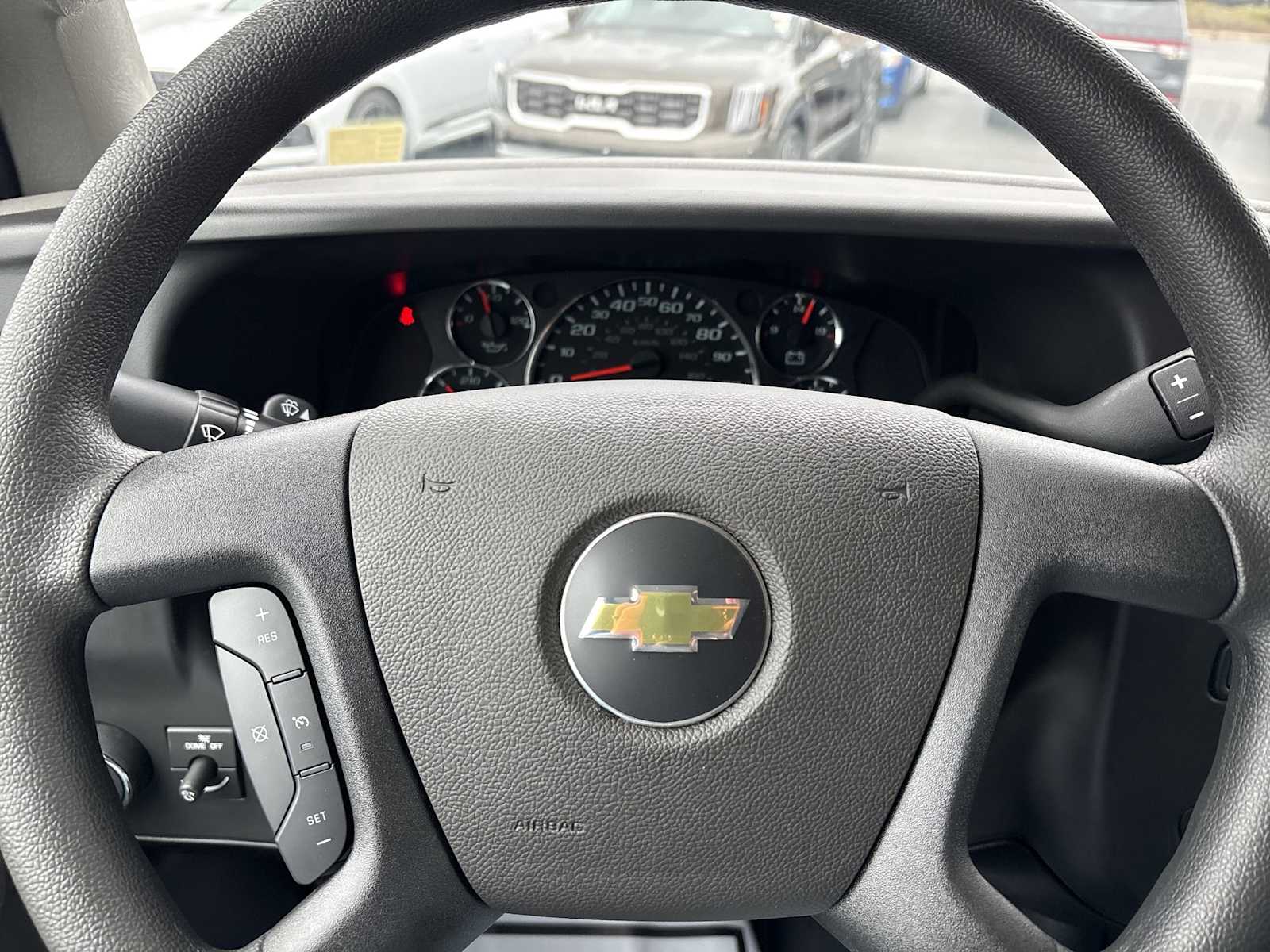 2025 Chevrolet Express Cargo Work Van - Photo 11