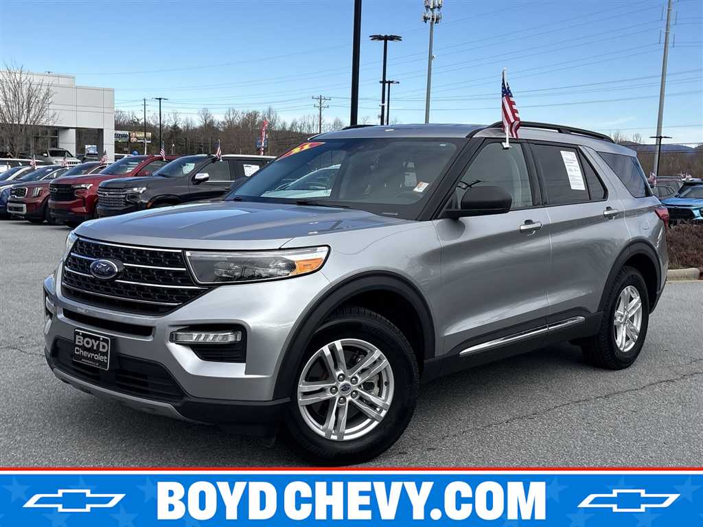 2021 Ford Explorer XLT 4WD's photo