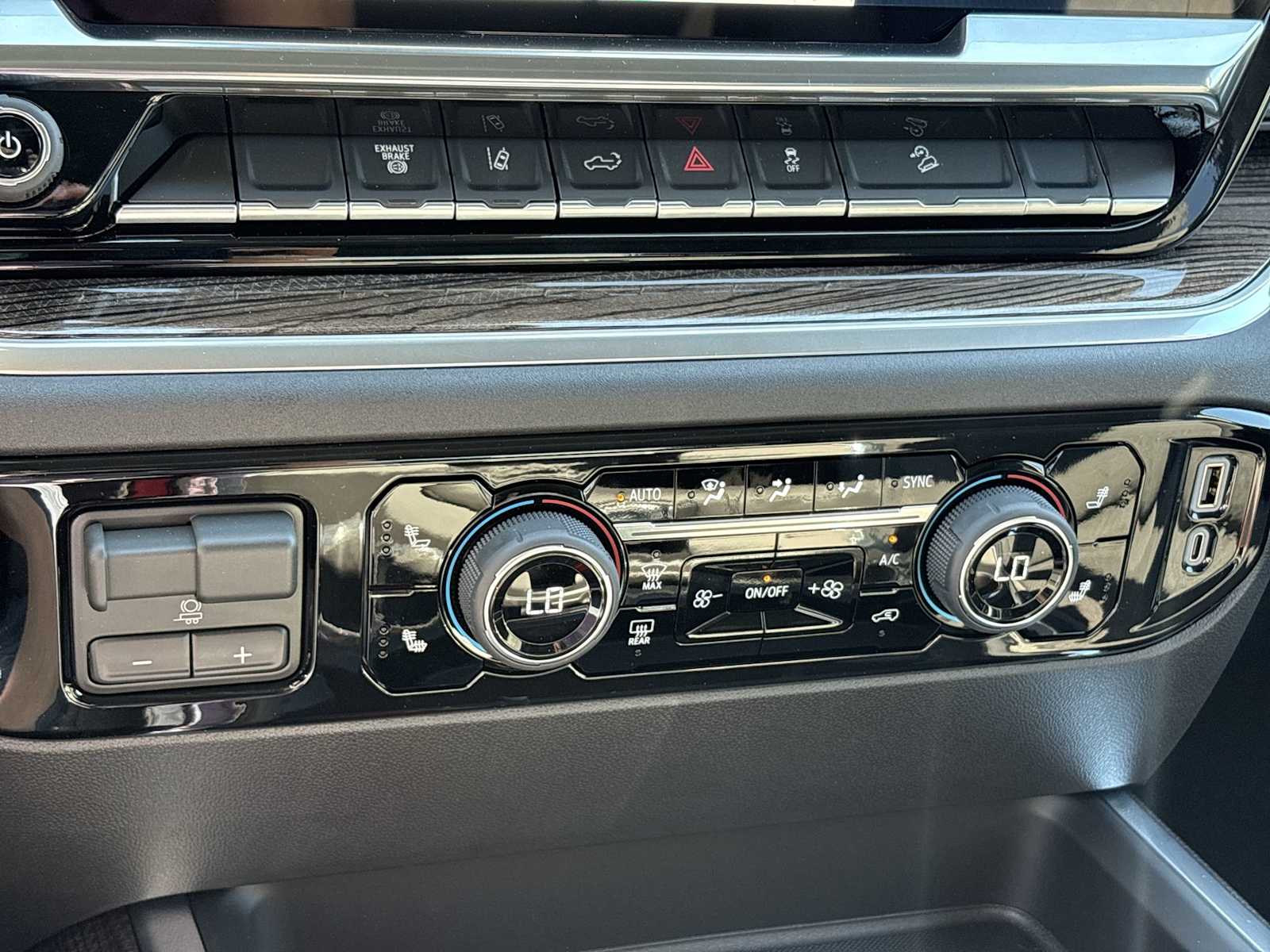 2026 Chevrolet Silverado 2500 HD LT - Photo 18