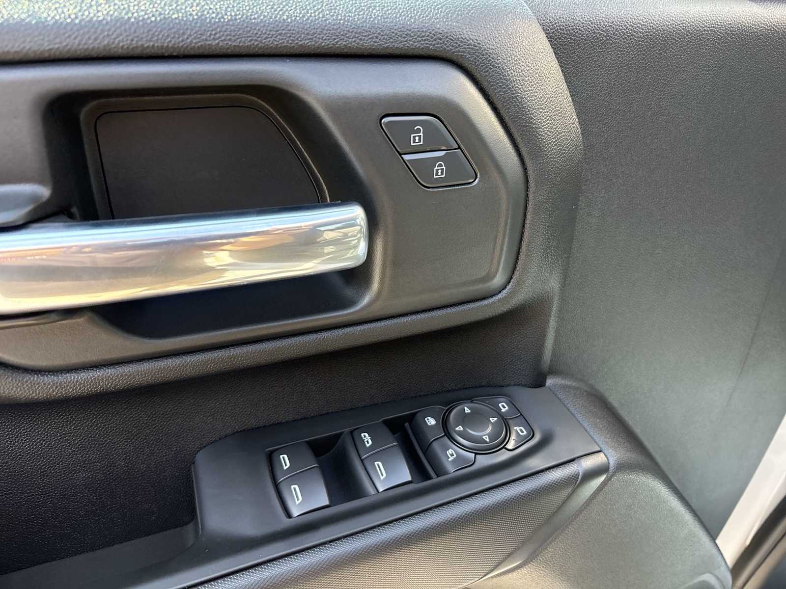 2026 Chevrolet Silverado 2500 HD Custom - Photo 22