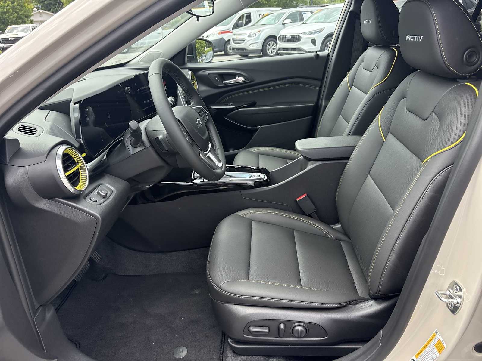 2026 Chevrolet Trax Activ - Photo 18