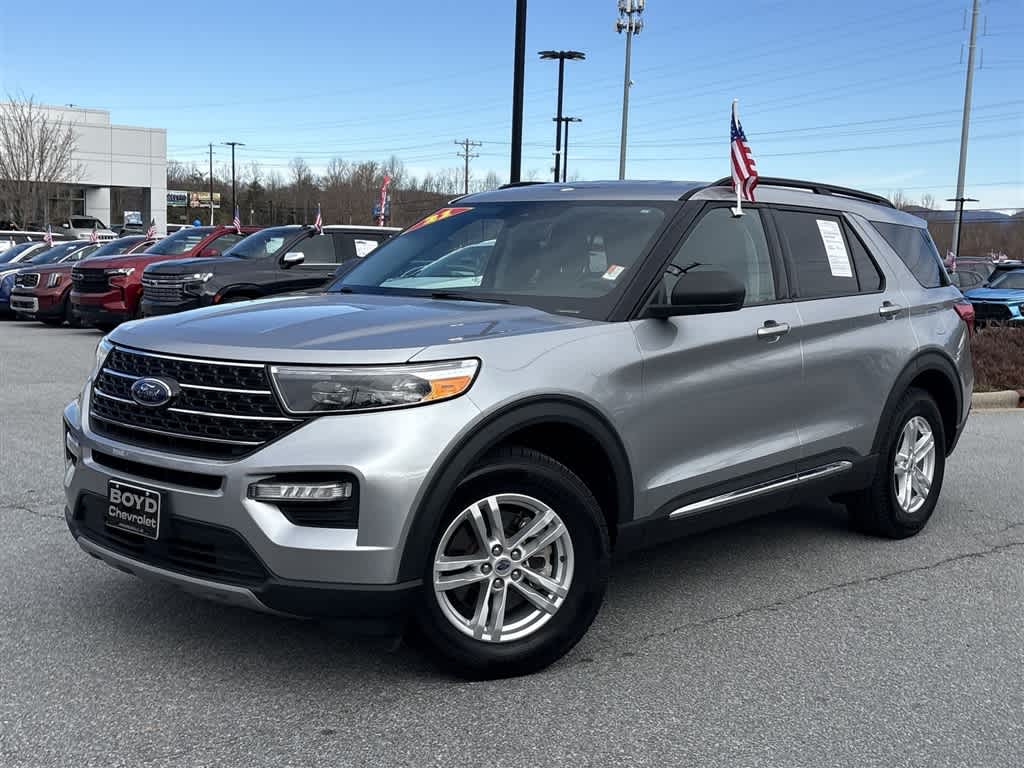 2021 Ford Explorer XLT 4WD's photo