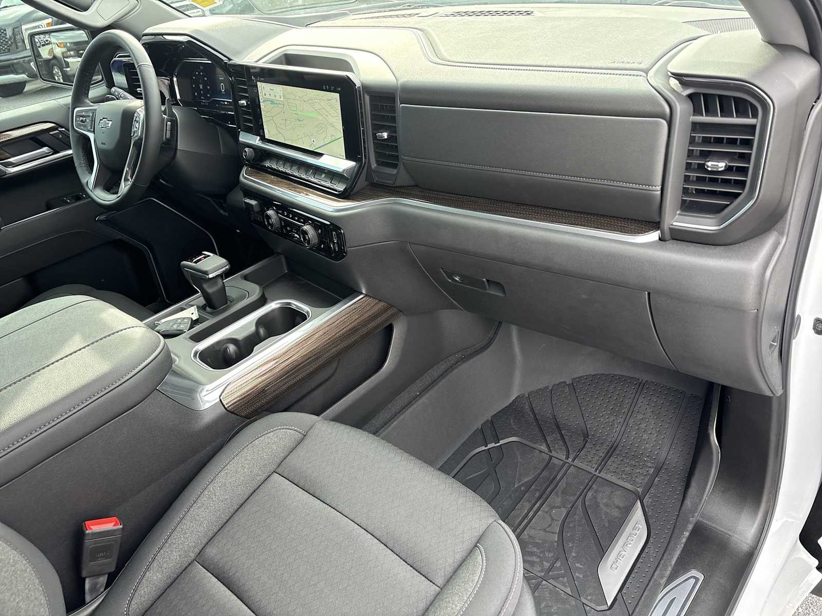 2025 Chevrolet Silverado 1500 RST - Photo 28