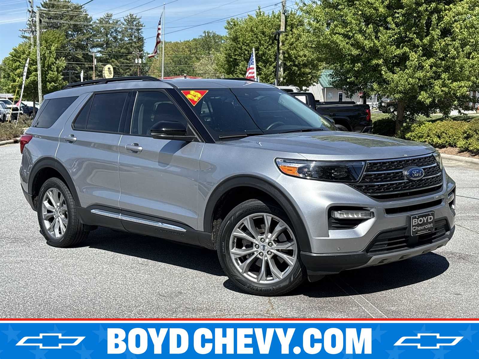 2023 Ford Explorer XLT 4WD's photo