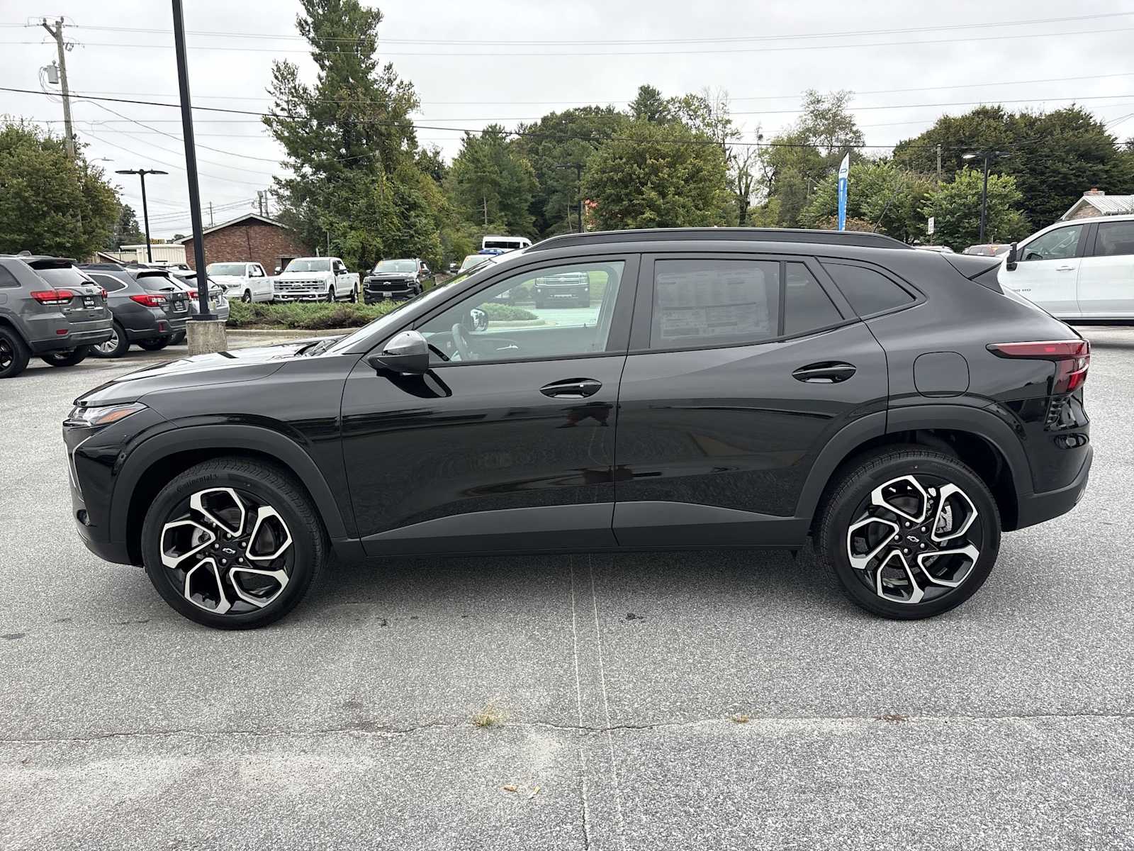 2026 Chevrolet Trax RS - Photo 9