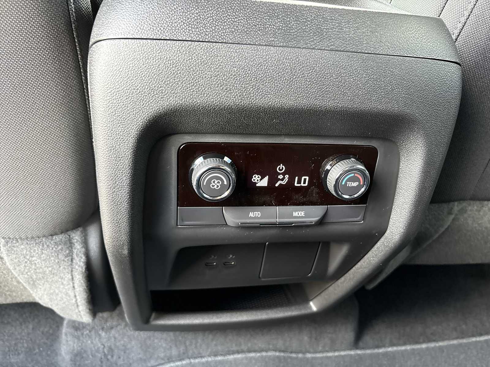 2026 Chevrolet Traverse LT - Photo 21