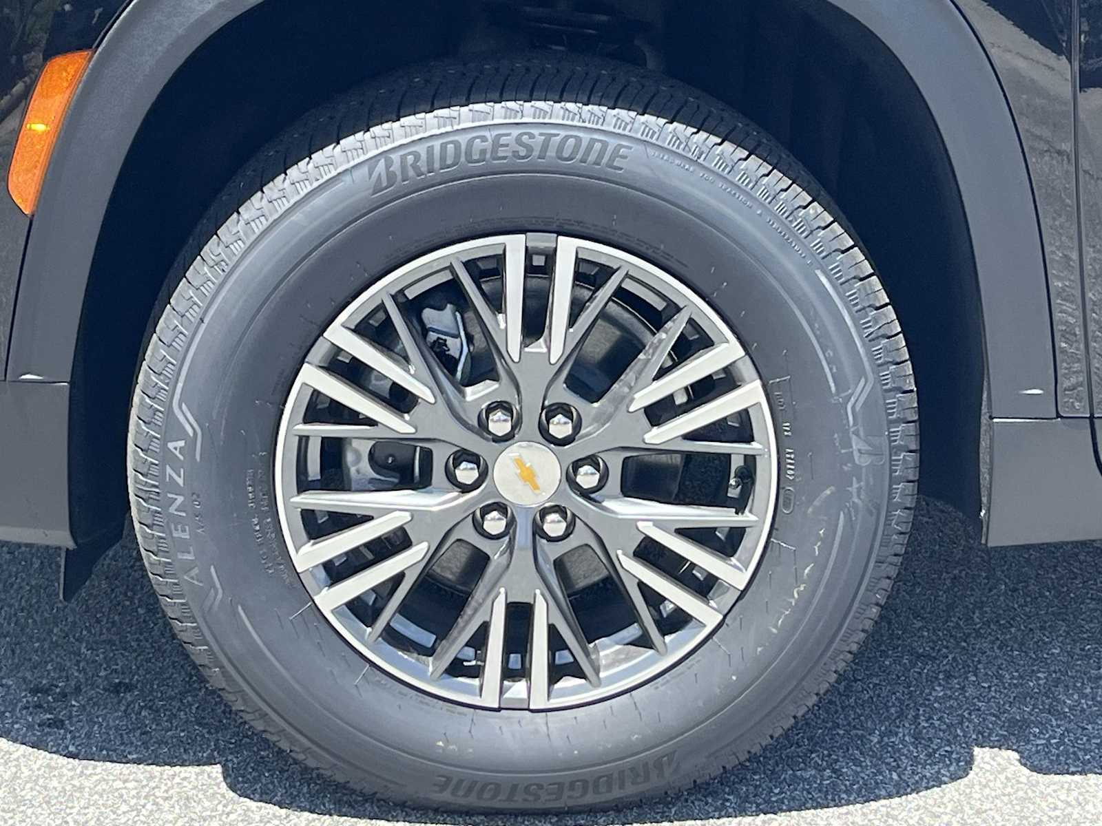 2025 Chevrolet Traverse LT - Photo 32