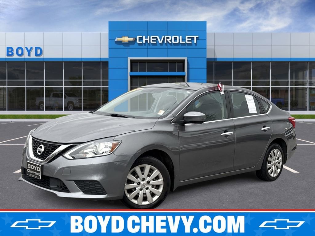 2018 Nissan Sentra S's photo