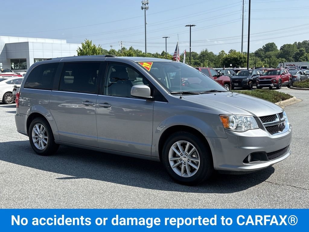 Used 2019 Dodge Grand Caravan SXT with VIN 2C4RDGCG5KR646995 for sale in Hendersonville, NC
