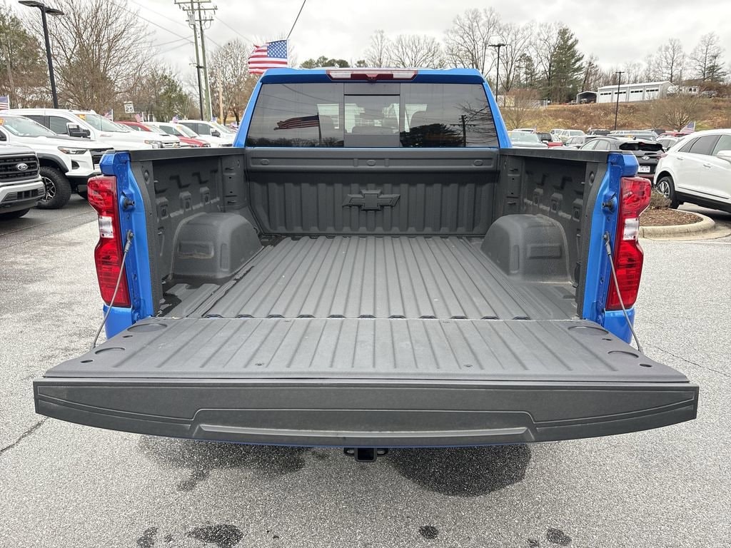 2025 Chevrolet Silverado 1500 LT - Photo 27