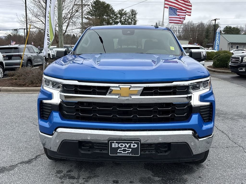 2025 Chevrolet Silverado 1500 LT - Photo 4