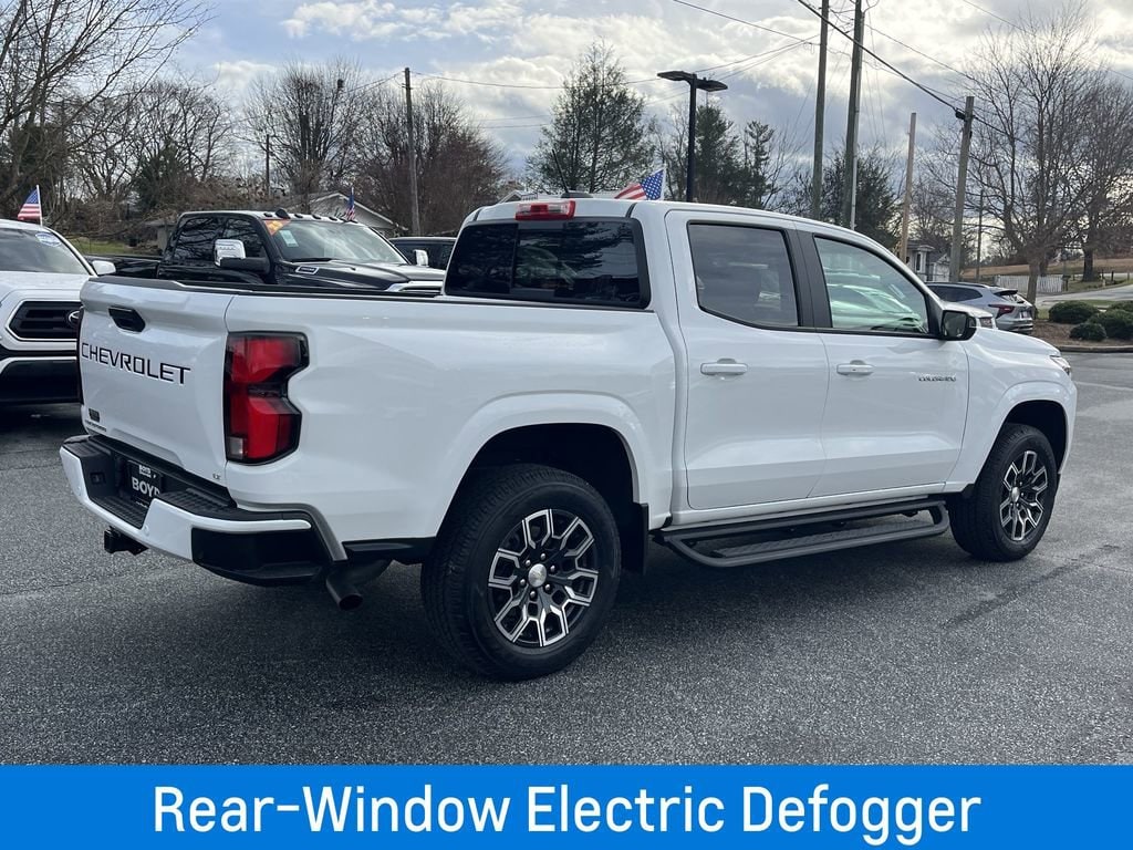 2024 Chevrolet Colorado LT - Photo 9