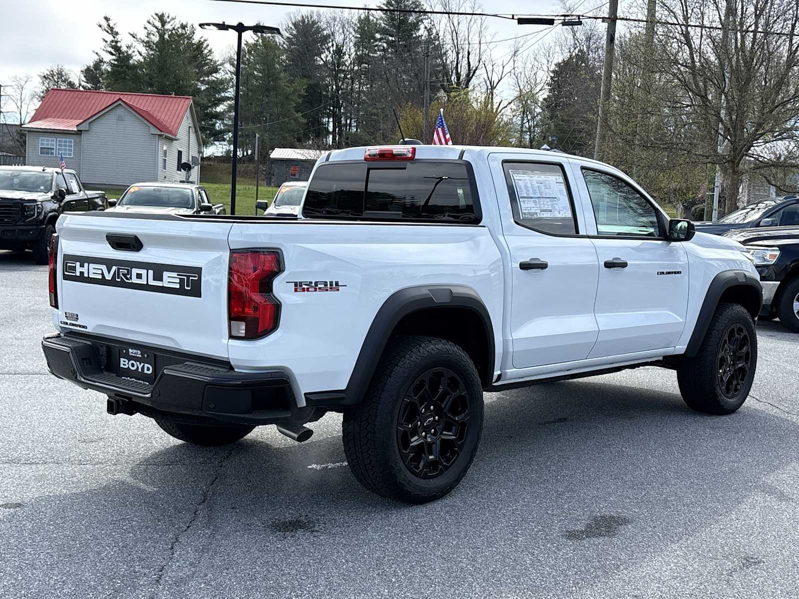 2026 Chevrolet Colorado Trail Boss - Photo 8