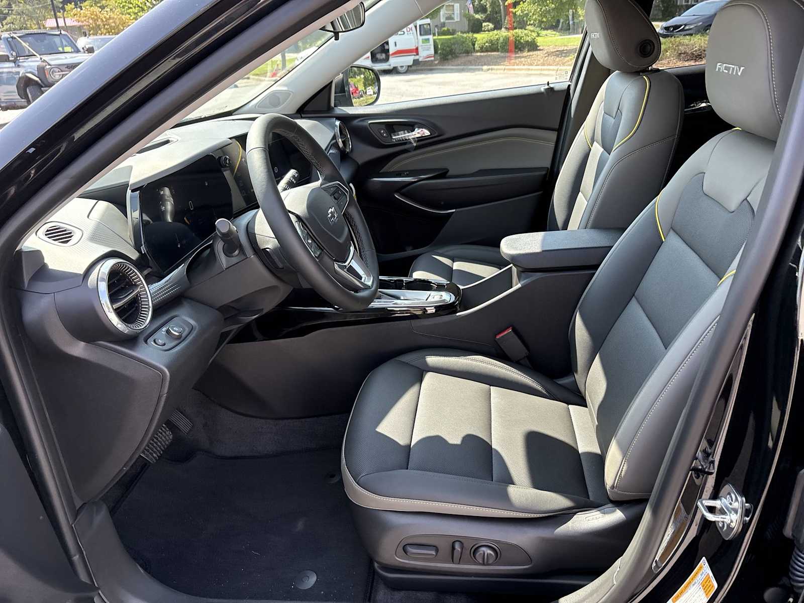 2026 Chevrolet Trax Activ - Photo 18