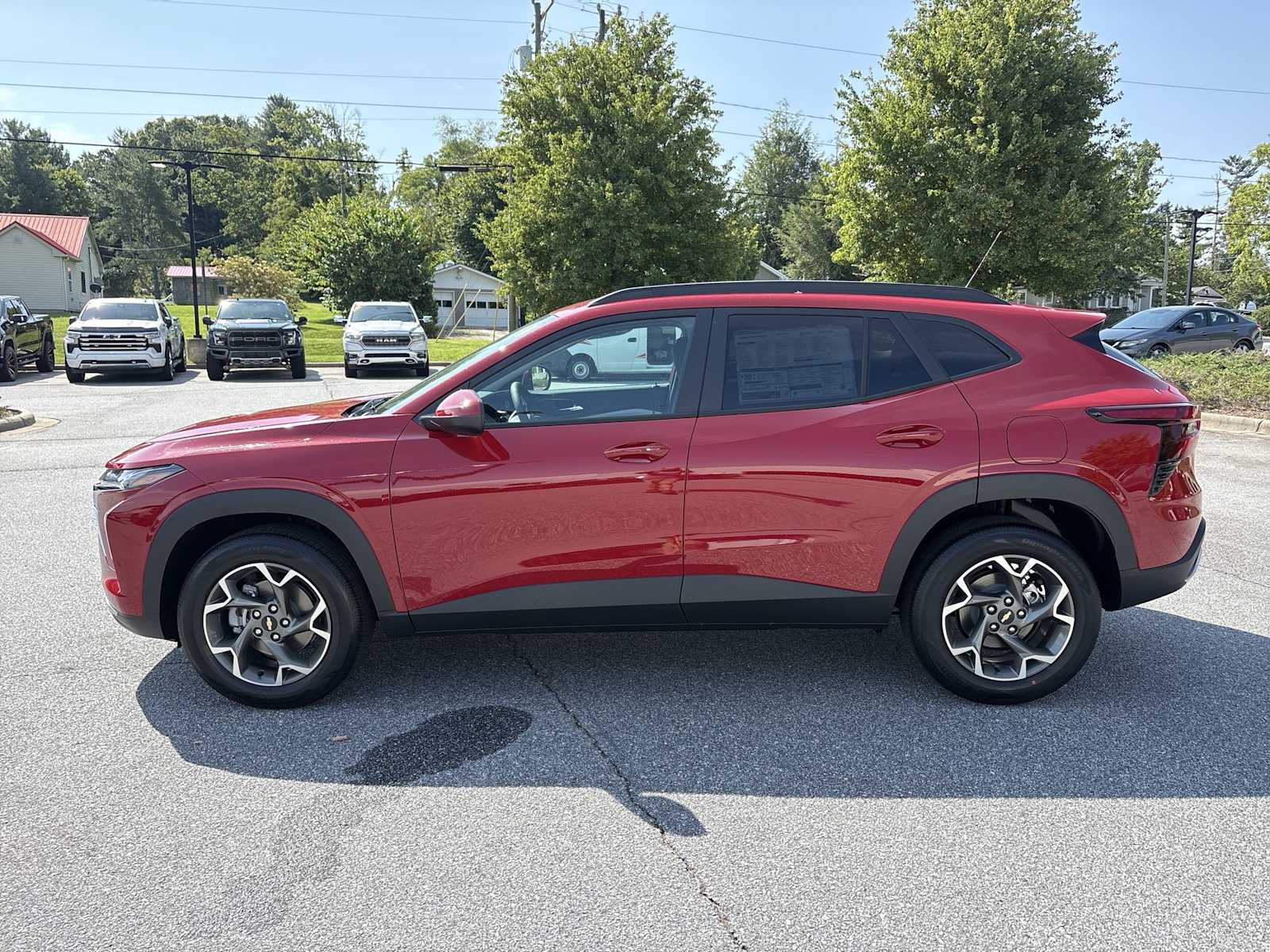 2026 Chevrolet Trax LT - Photo 9
