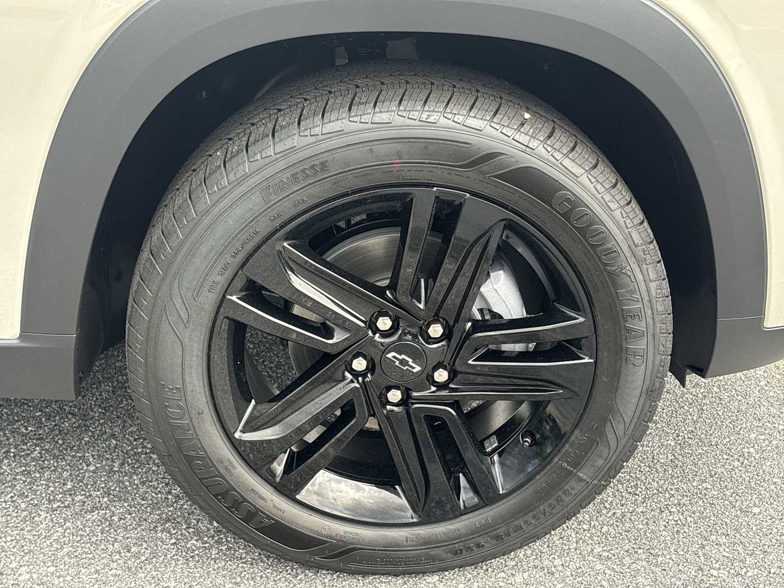 2026 Chevrolet Trax Activ - Photo 31