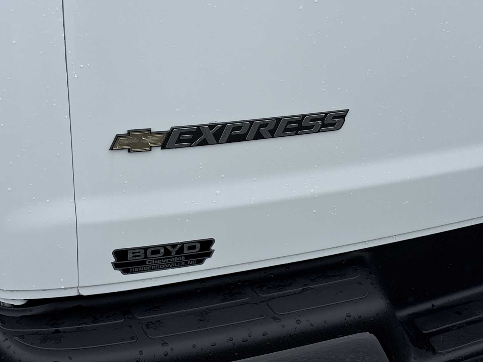 2025 Chevrolet Express Cargo Work Van - Photo 25