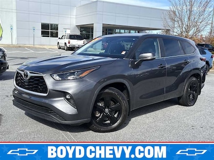 2023 Toyota Highlander LE SUV