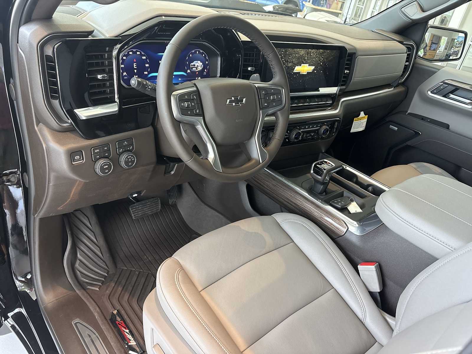 2026 Chevrolet Silverado 1500 LT Trail Boss - Photo 10