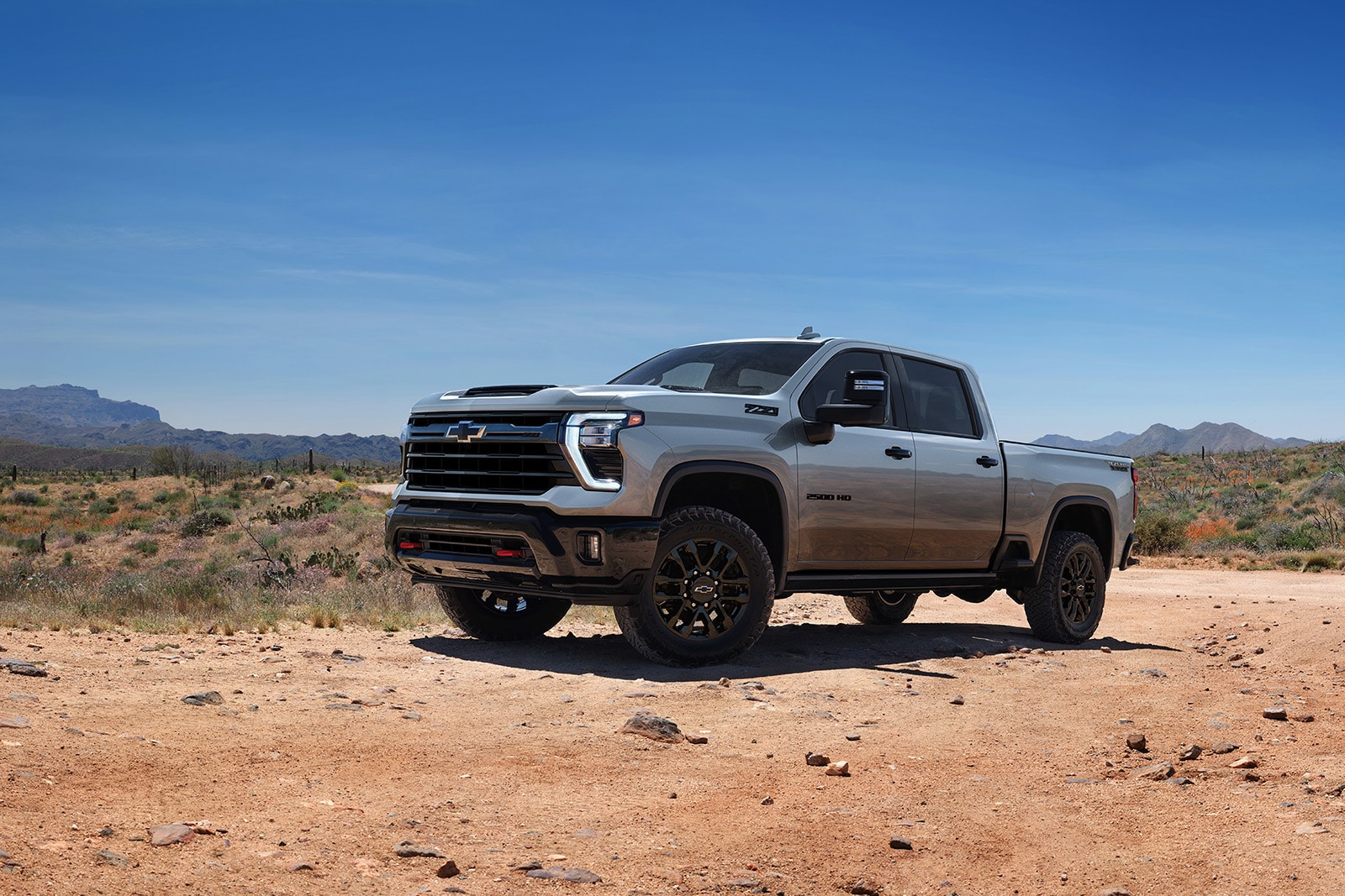 2025-chevrolet-silverado-hd-001.jpg