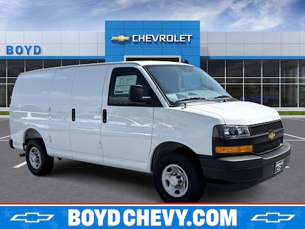 2025 Chevrolet Express Cargo WT Van