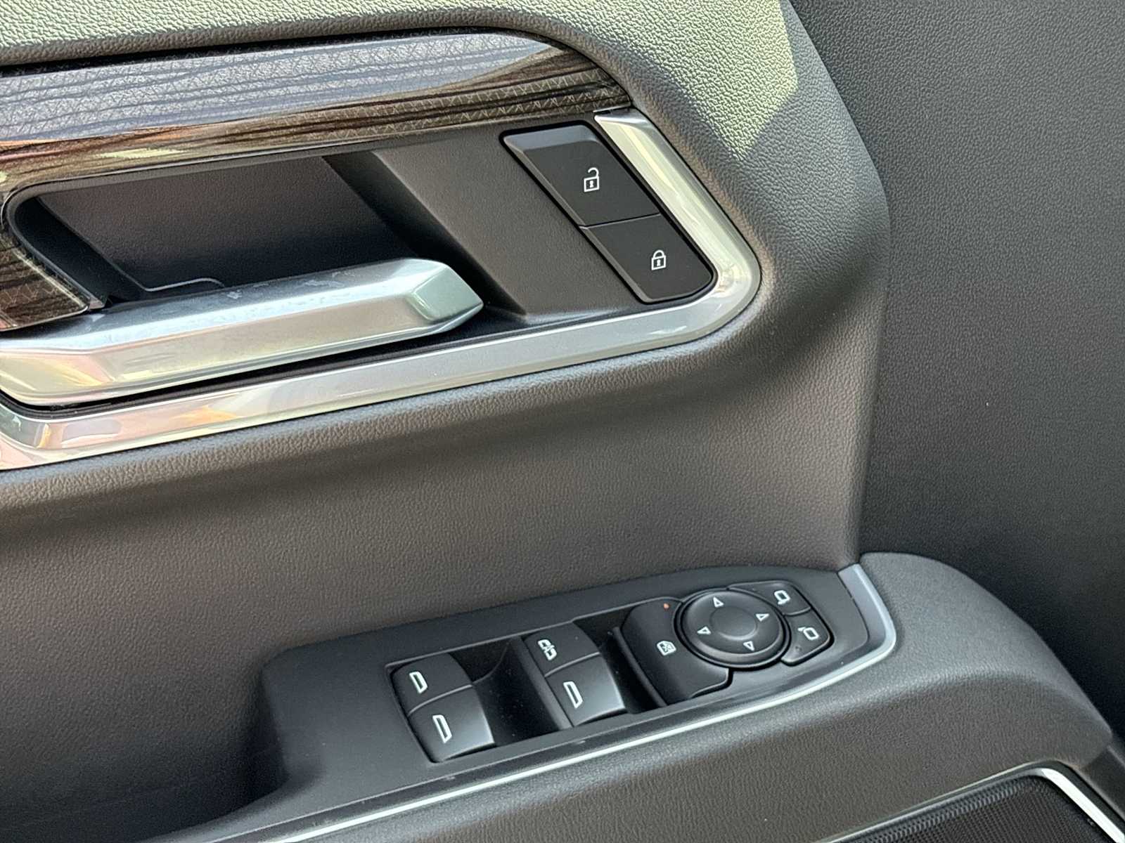 2026 Chevrolet Silverado 1500 LT - Photo 23