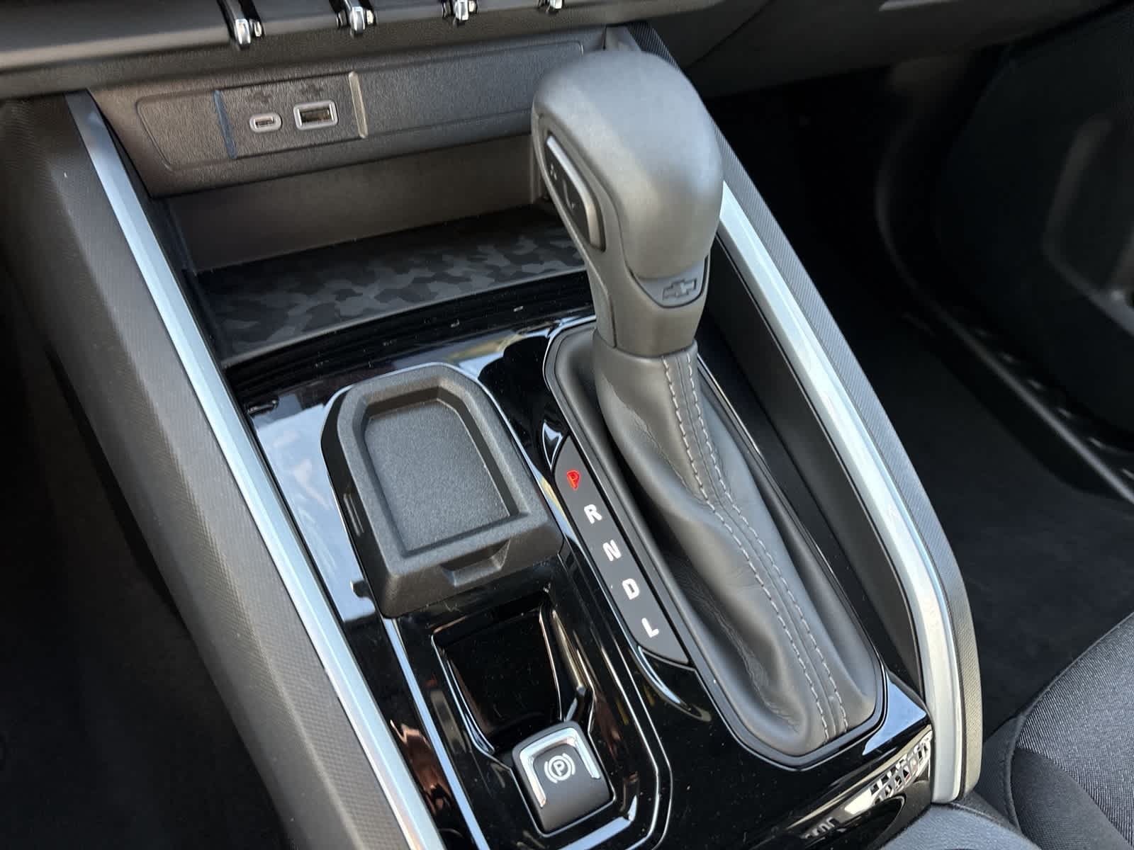 2025 Chevrolet Colorado Work Truck - Photo 16