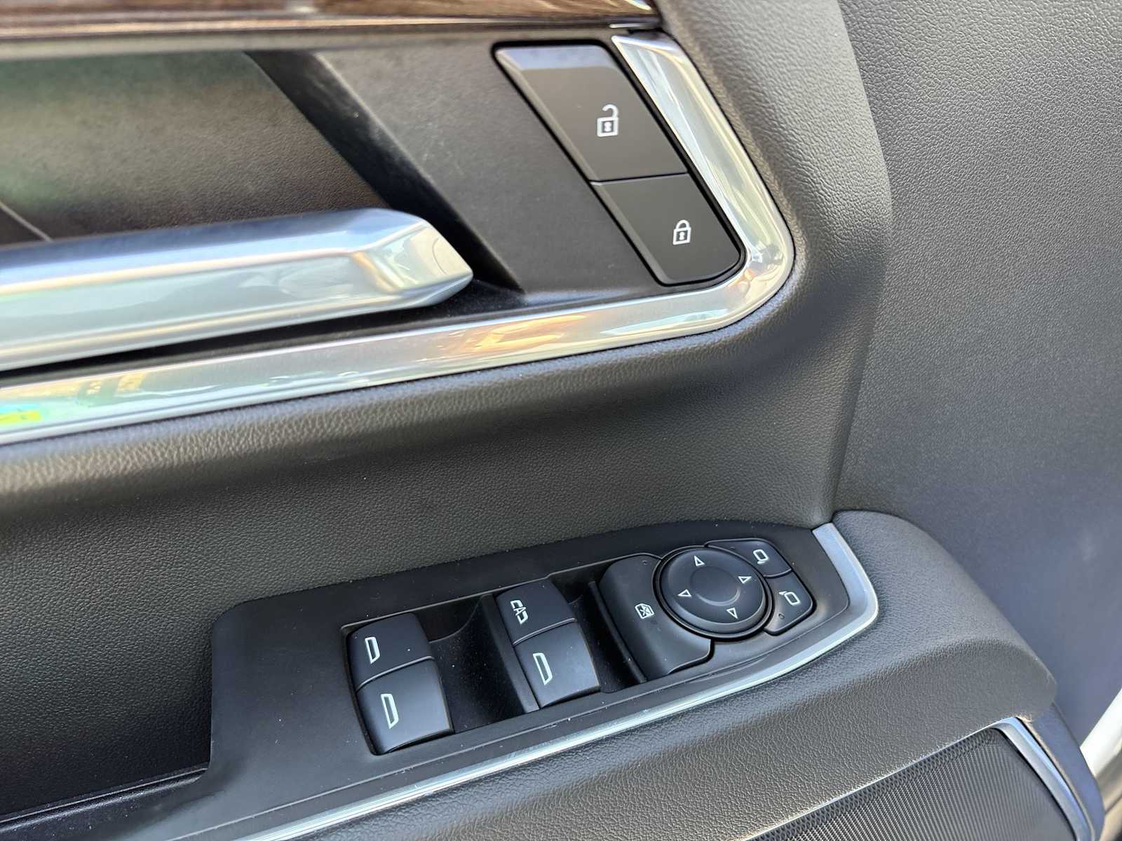 2025 Chevrolet Silverado 3500 HD LT - Photo 22