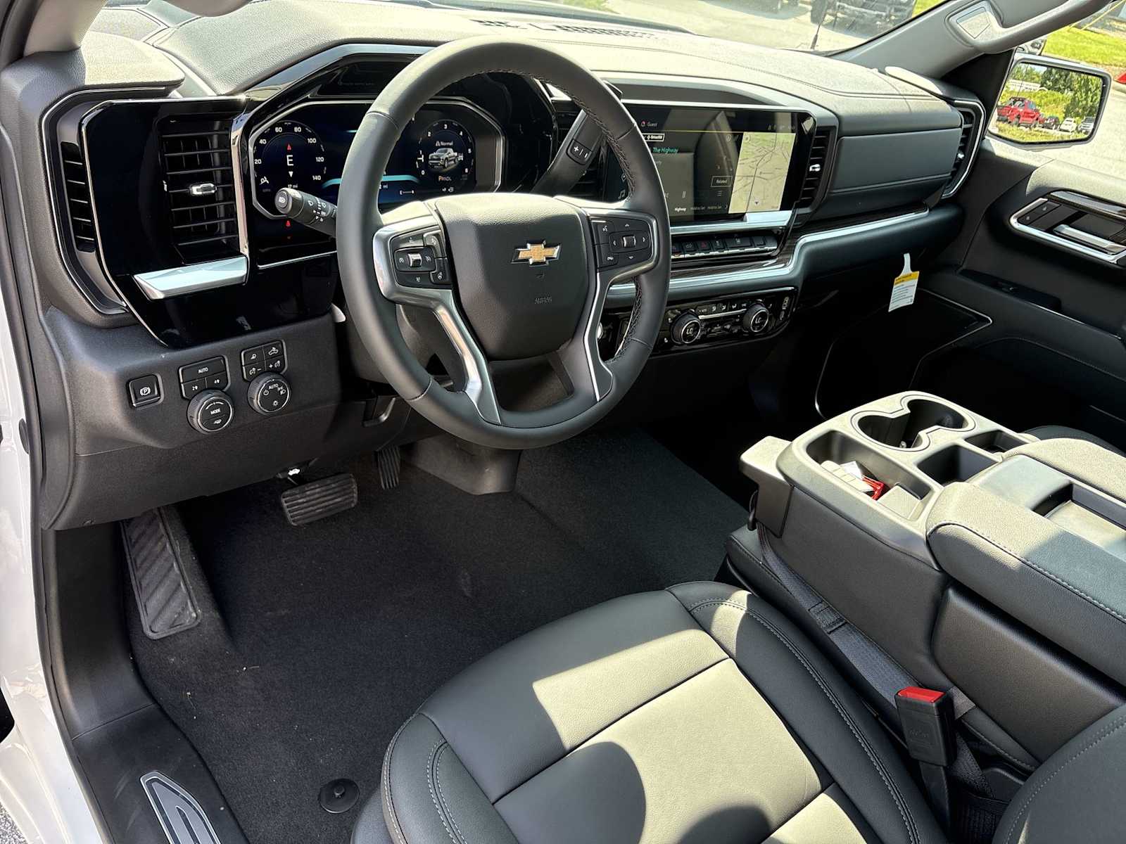 2026 Chevrolet Silverado 1500 LT - Photo 10