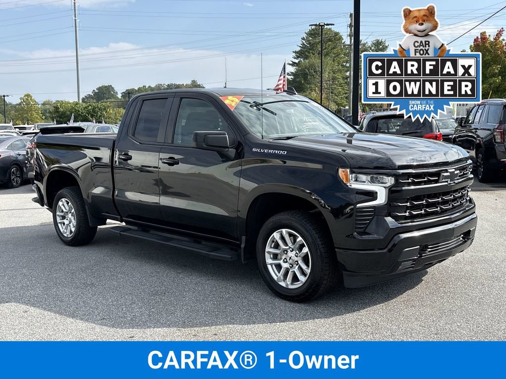 2023 Chevrolet Silverado 1500 RST photo 2