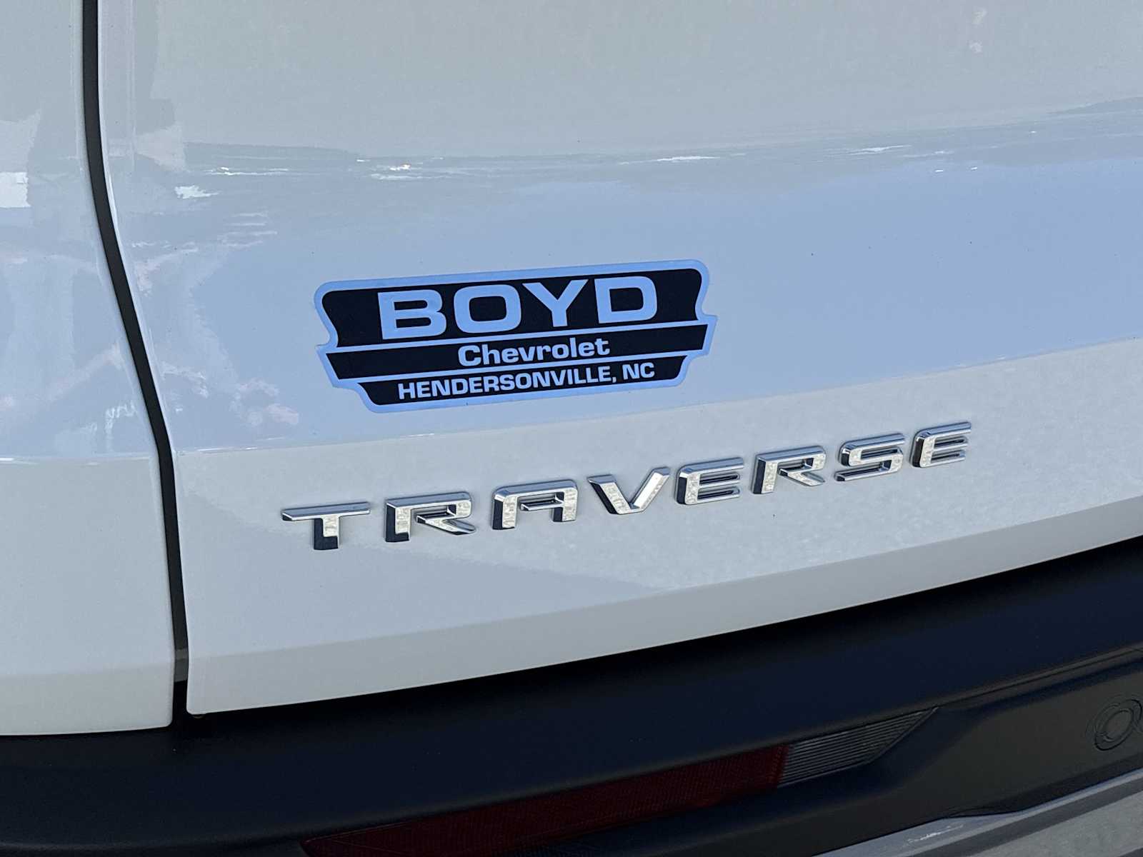 2027 Chevrolet Traverse LT - Photo 30