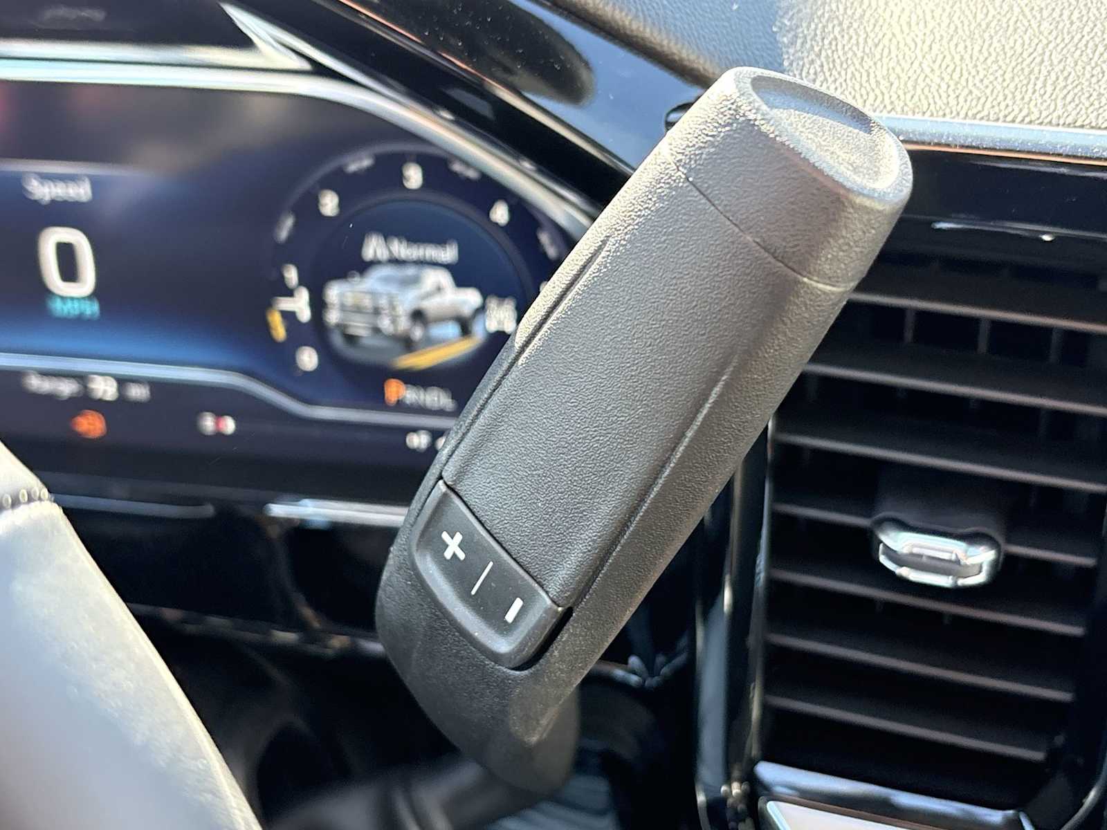 2025 Chevrolet Silverado 3500 HD LT - Photo 15