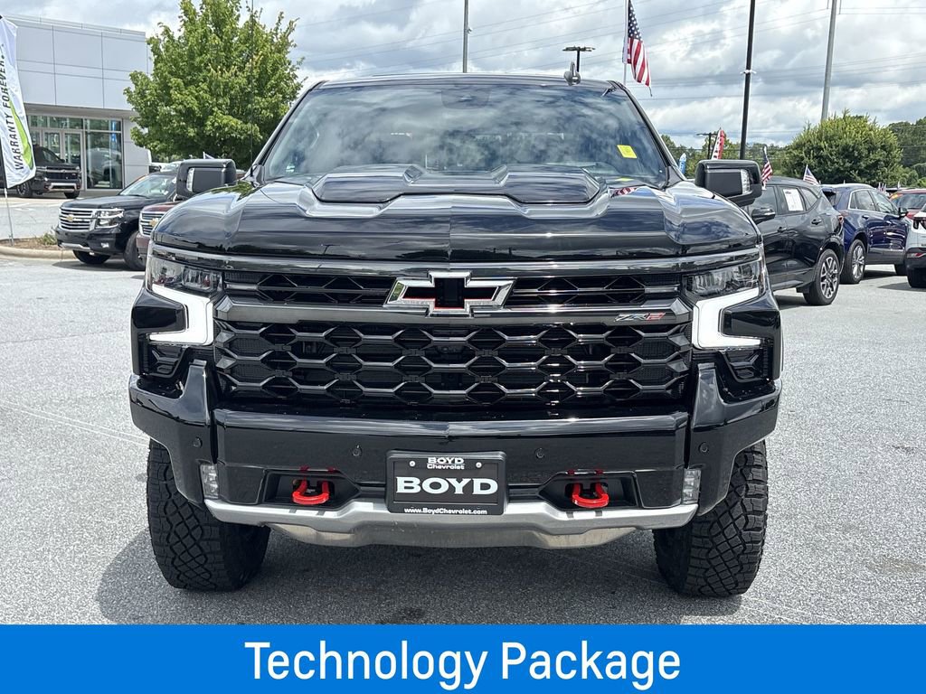 2025 Chevrolet Silverado 1500 ZR2 photo 3