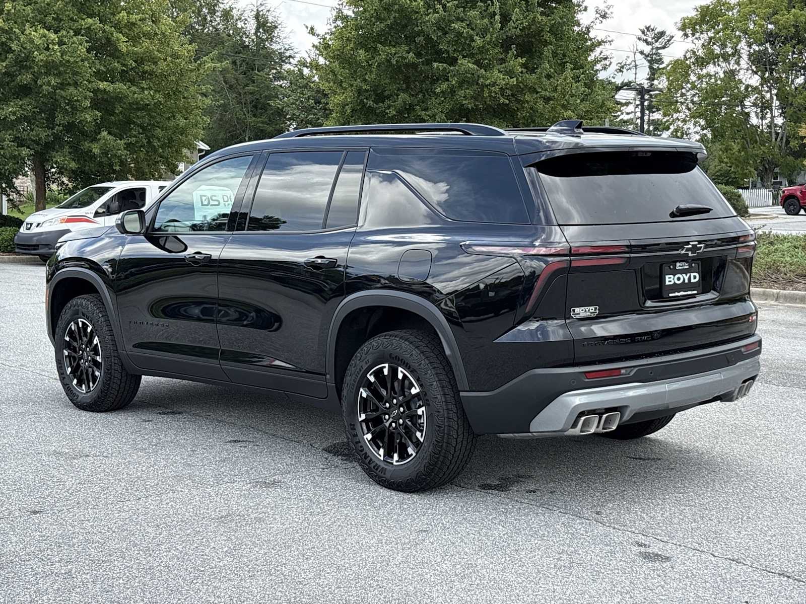 2026 Chevrolet Traverse Z71 - Photo 8