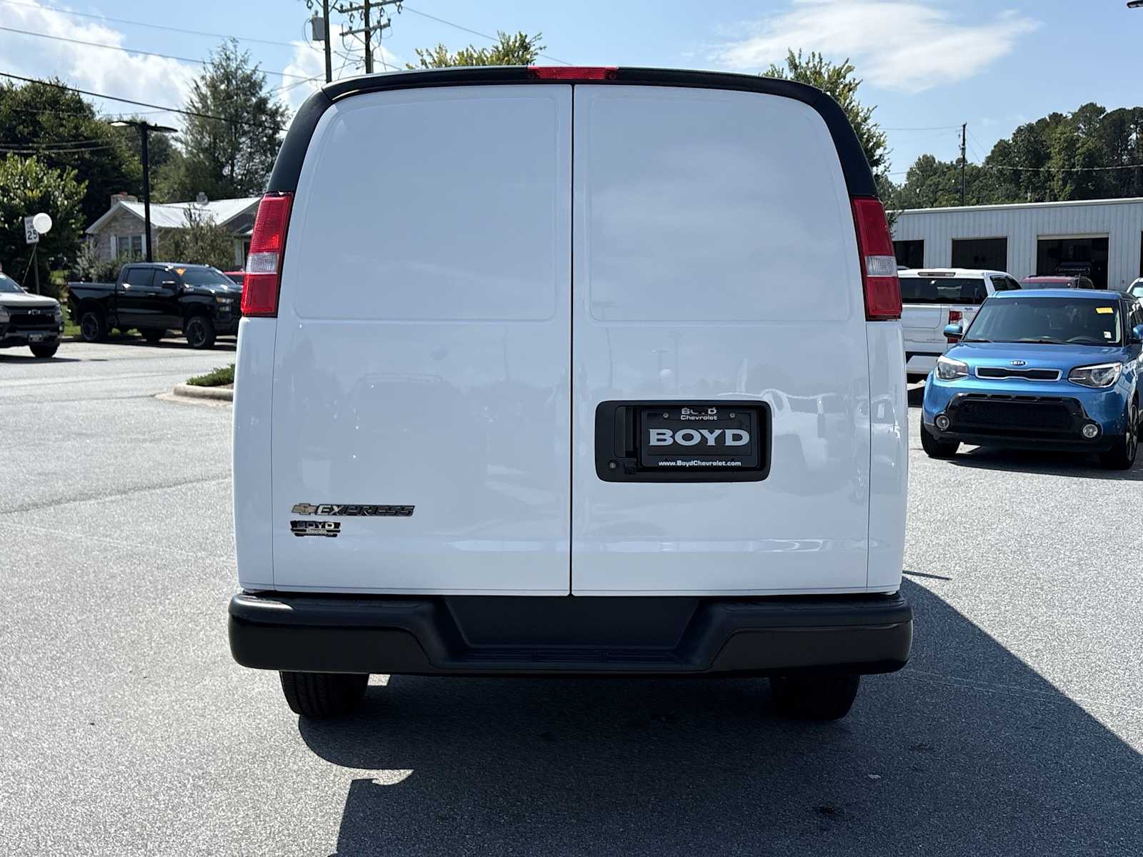 2025 Chevrolet Express Cargo Work Van - Photo 7