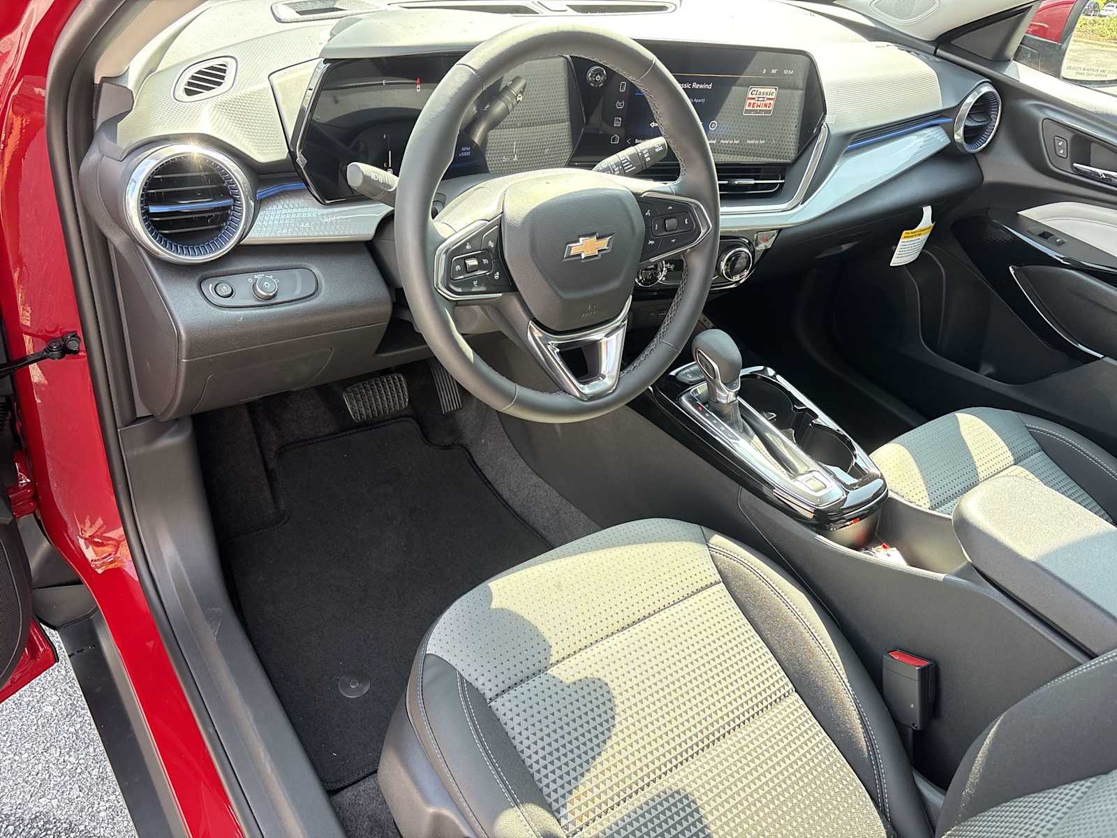 2026 Chevrolet Trax LT - Photo 10