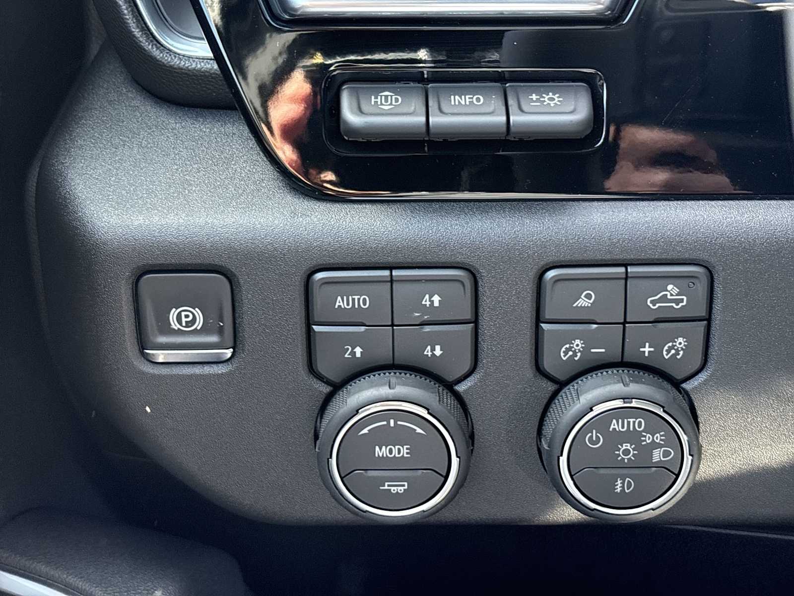 2026 Chevrolet Silverado 1500 High Country - Photo 36
