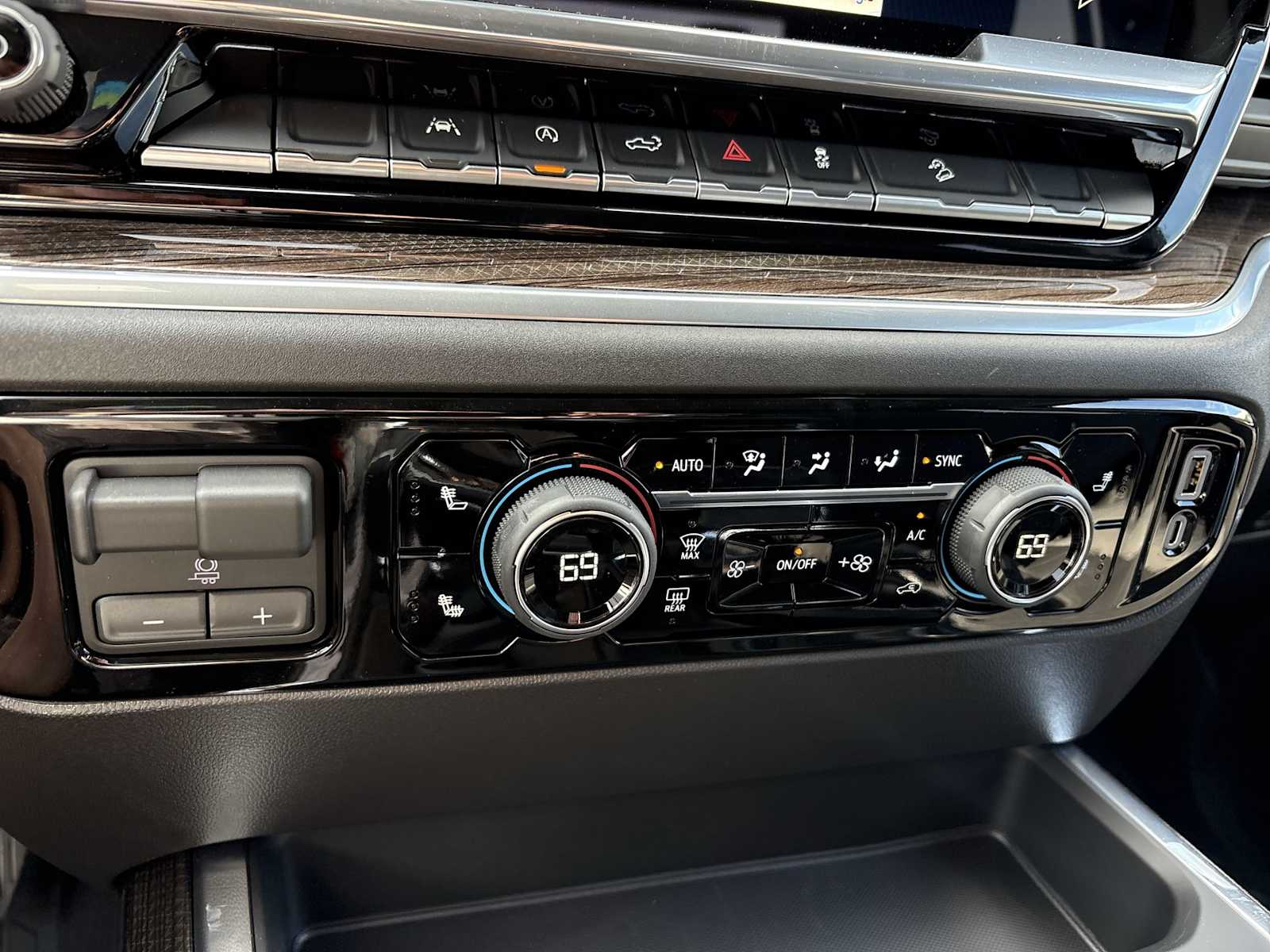 2026 Chevrolet Silverado 1500 LT Trail Boss - Photo 18