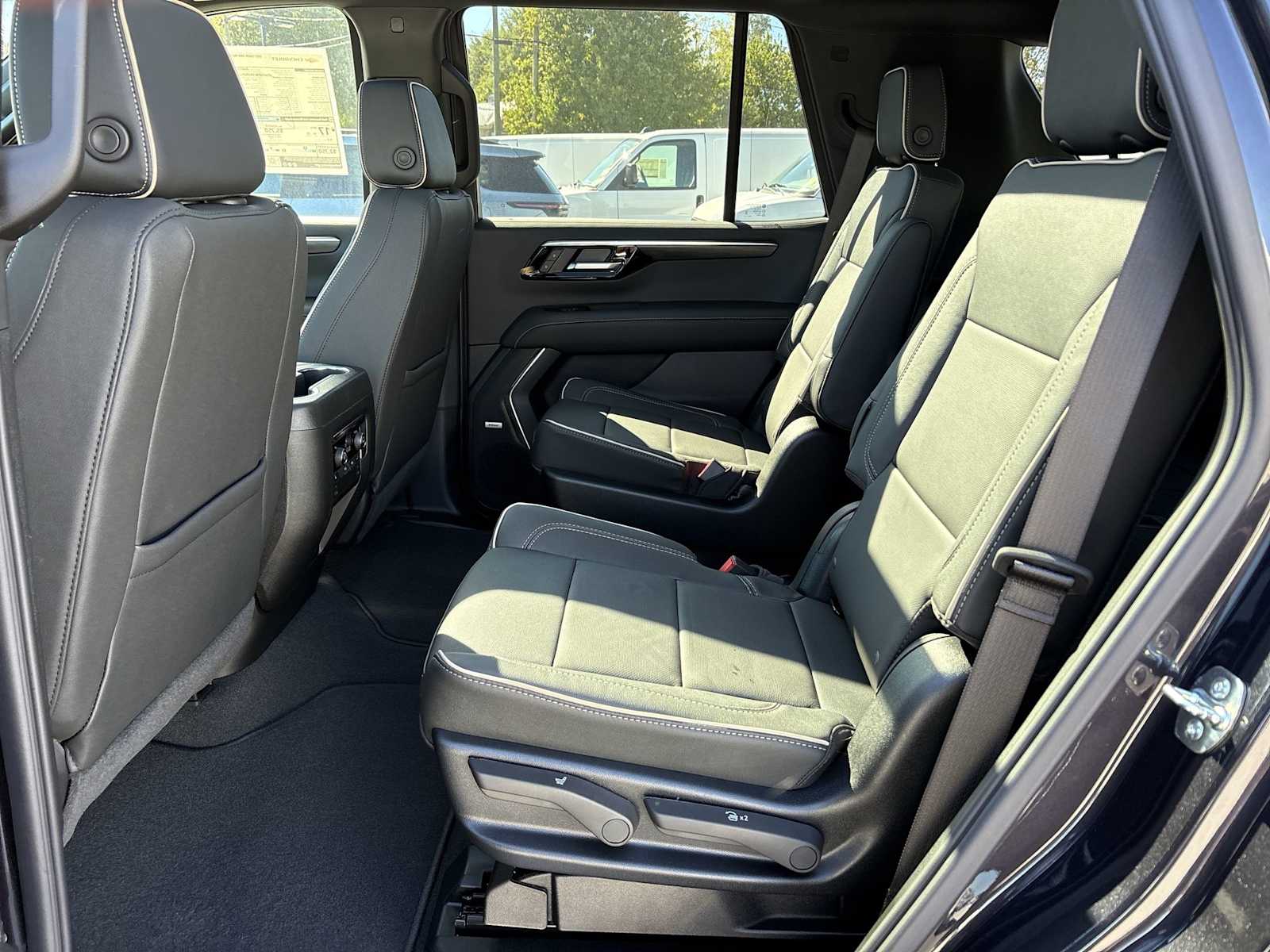 2027 Chevrolet Tahoe Premier - Photo 26
