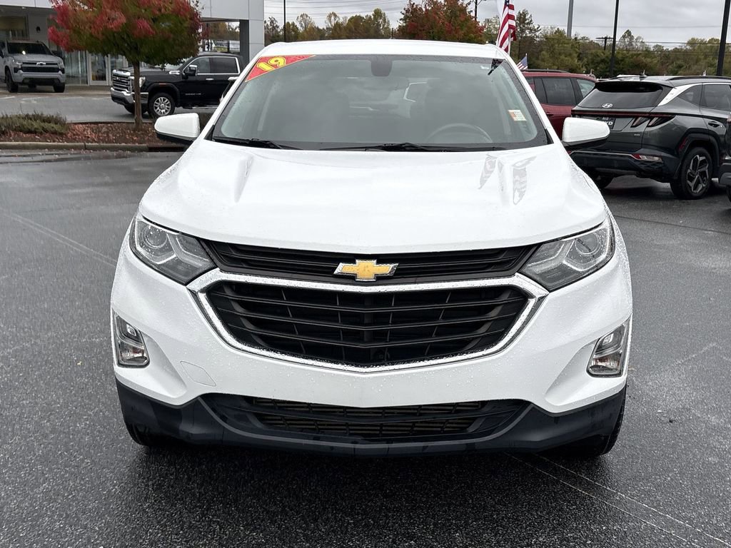 2019 Chevrolet Equinox LT photo 3