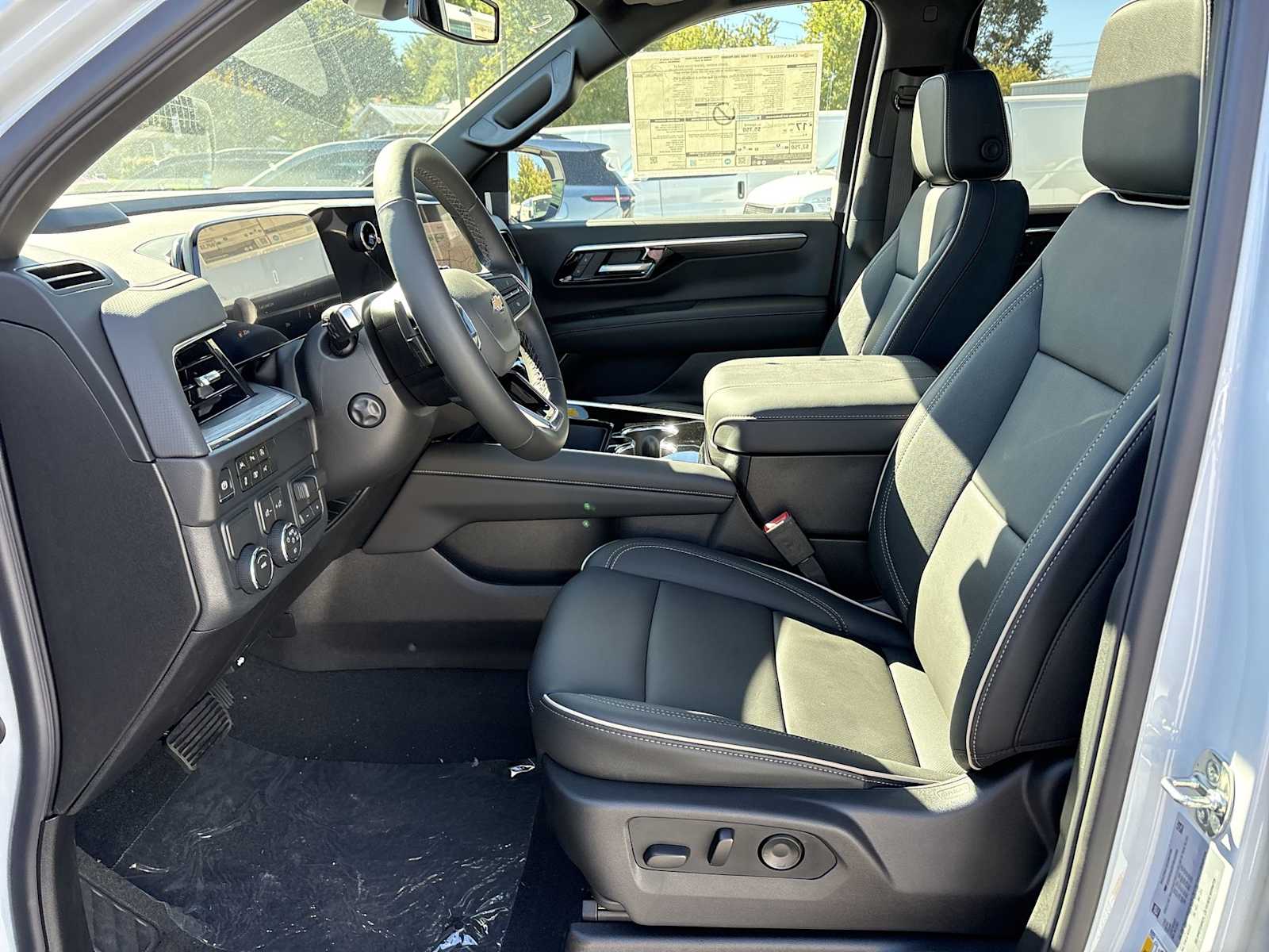 2027 Chevrolet Tahoe Premier - Photo 20