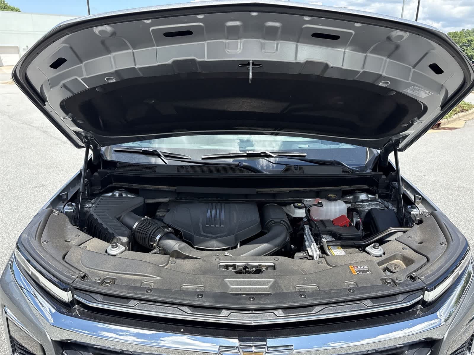 2025 Chevrolet Traverse LT - Photo 28